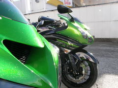 Kawasaki正規取扱店 宇都宮メグロ:::: NinjaZX-14RとZZR1400